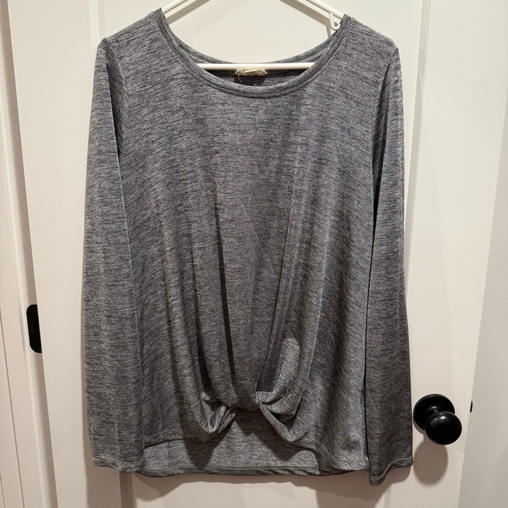 Jane and Delancey Women's Metallic Gray Swag Knit‎ Tunic Shirt Top Size Large